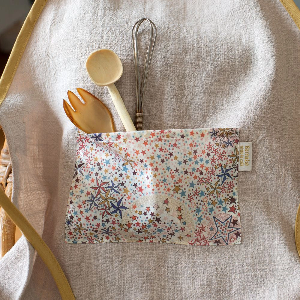 Barnabe aime le café Linen Apron Leon