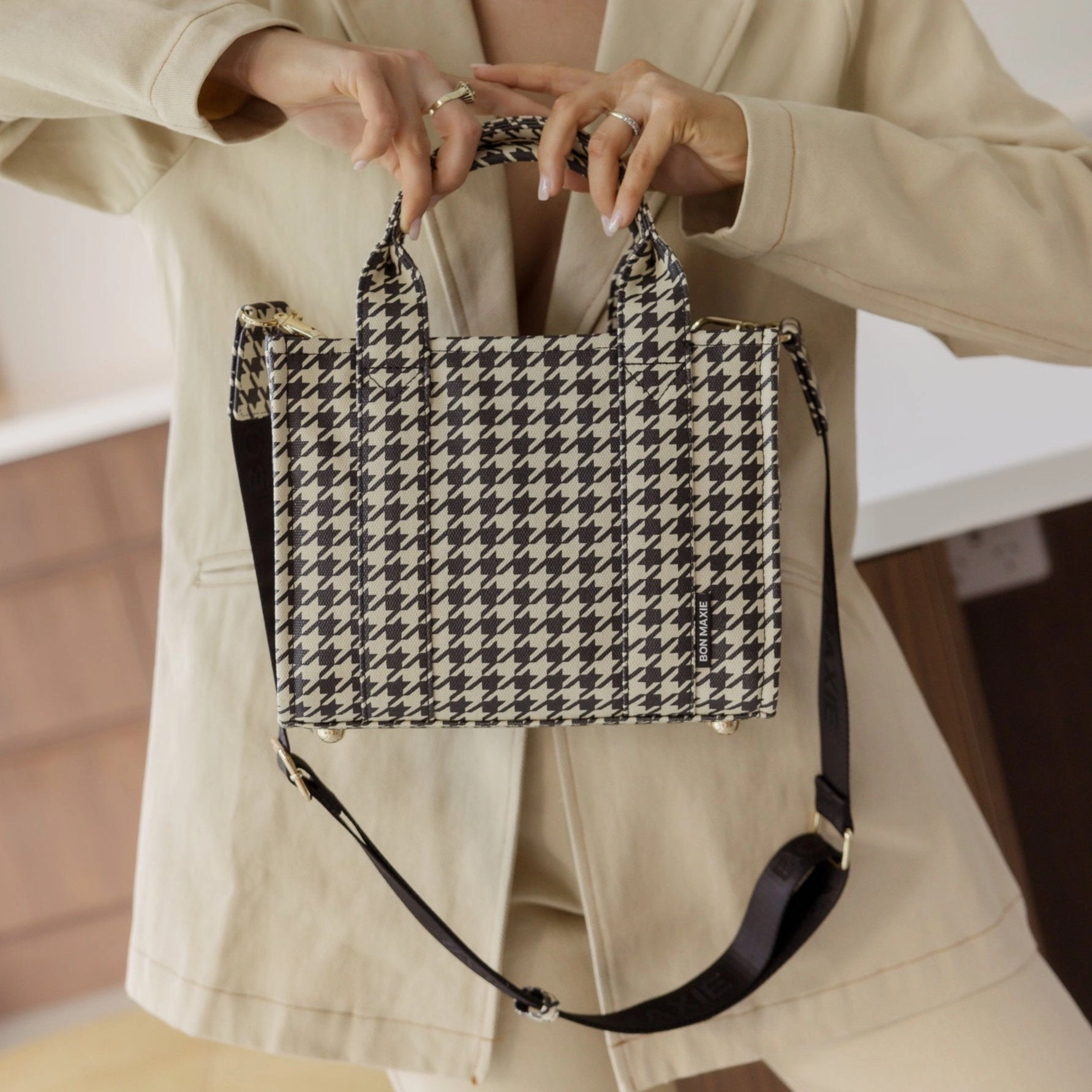 Micro Bon Vivant Structured Tote Bag -- Black Houndstooth