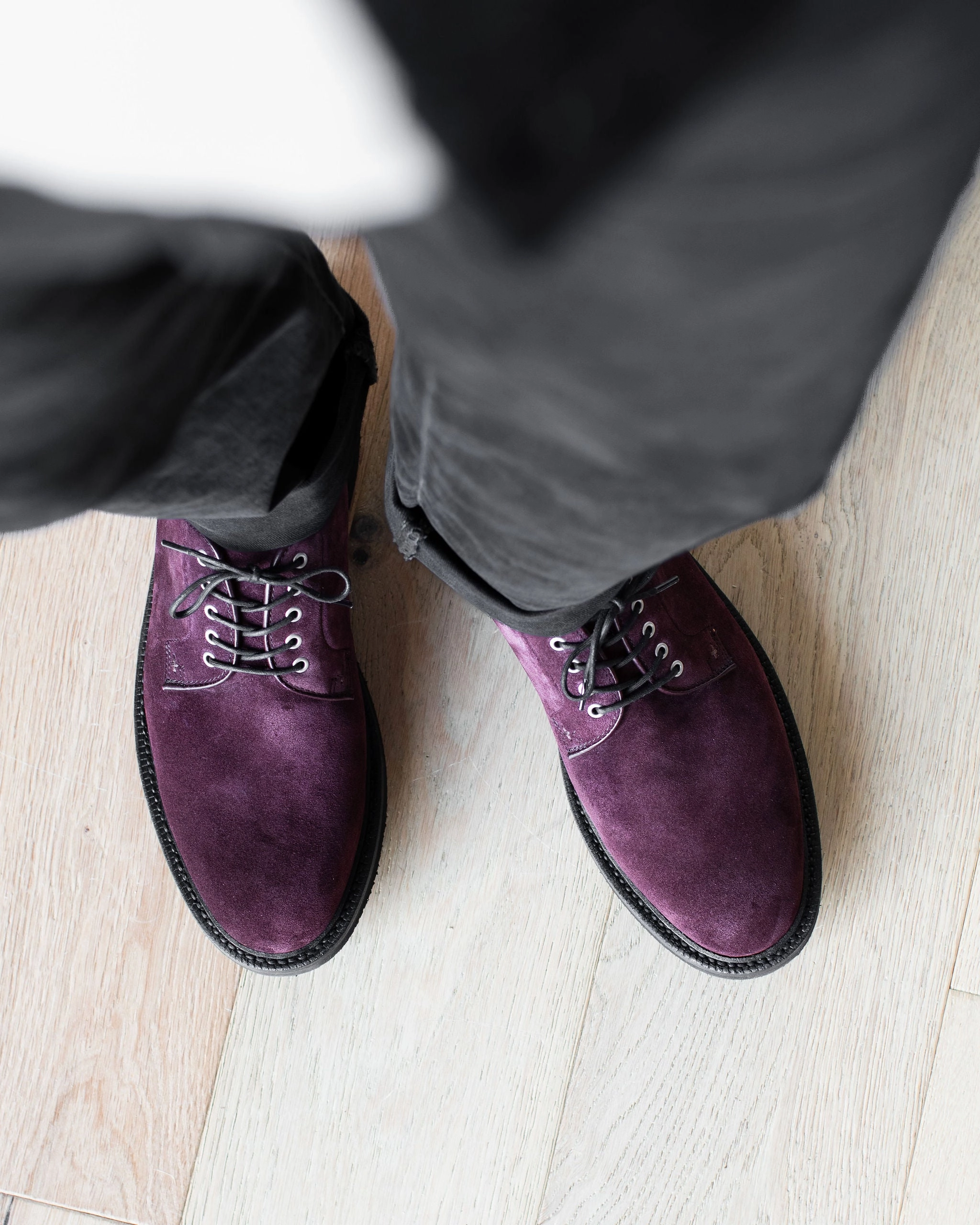 Plain Toe Berry Suede