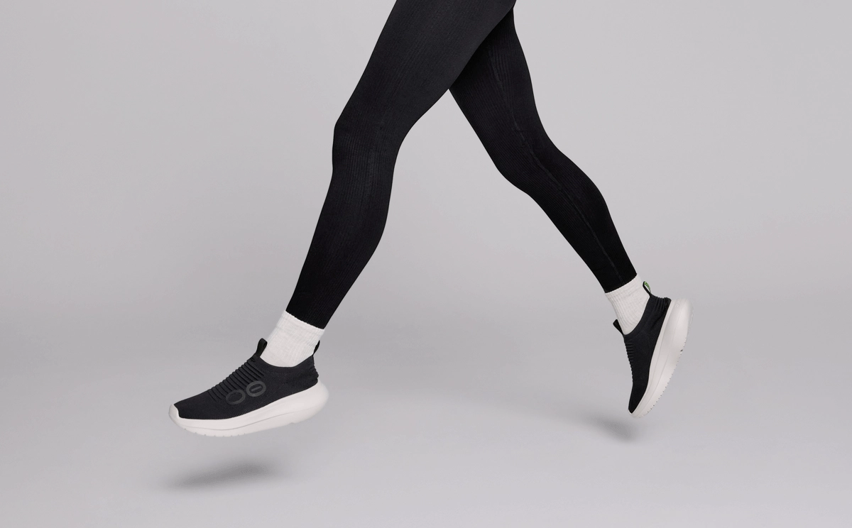 Women's OOmy Zen - Chalk Black