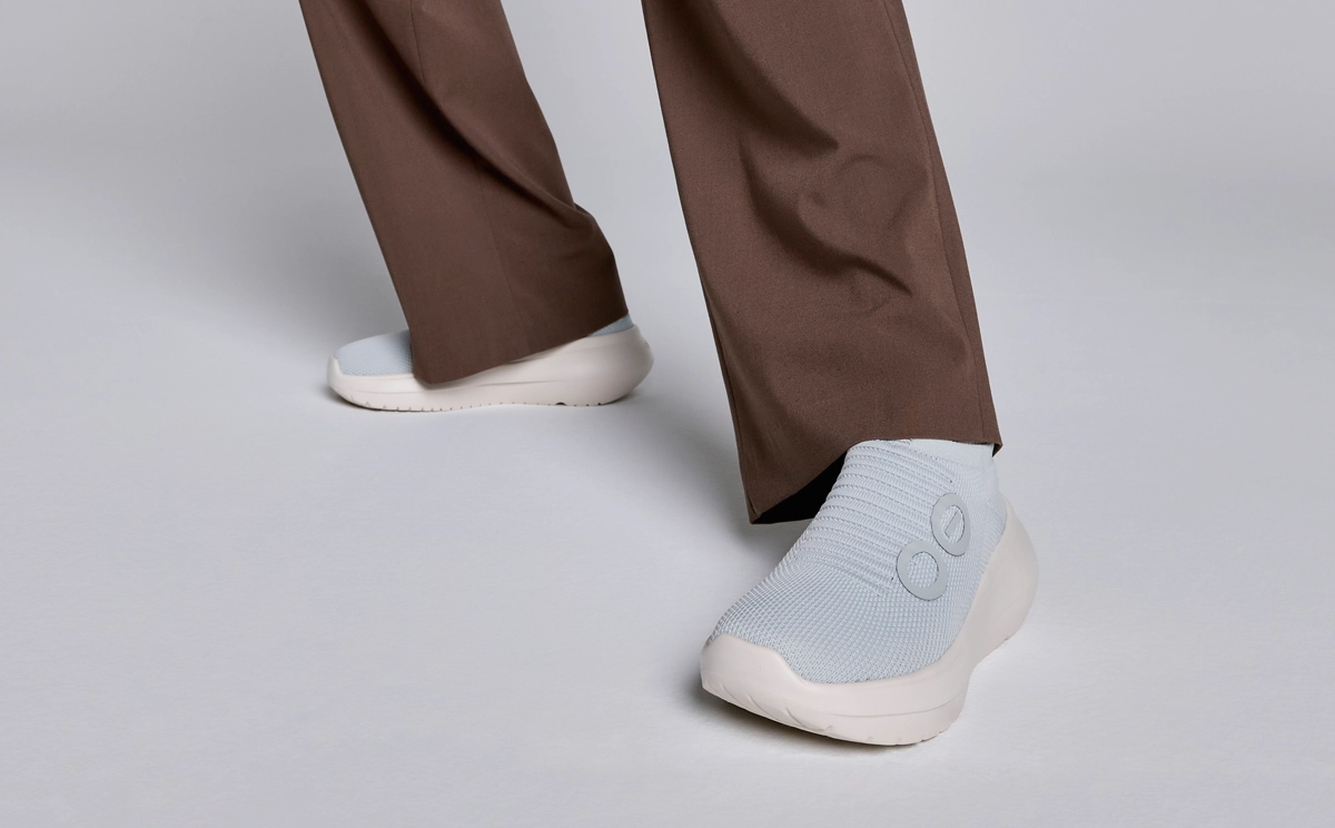 Women's OOmy Zen - Sky